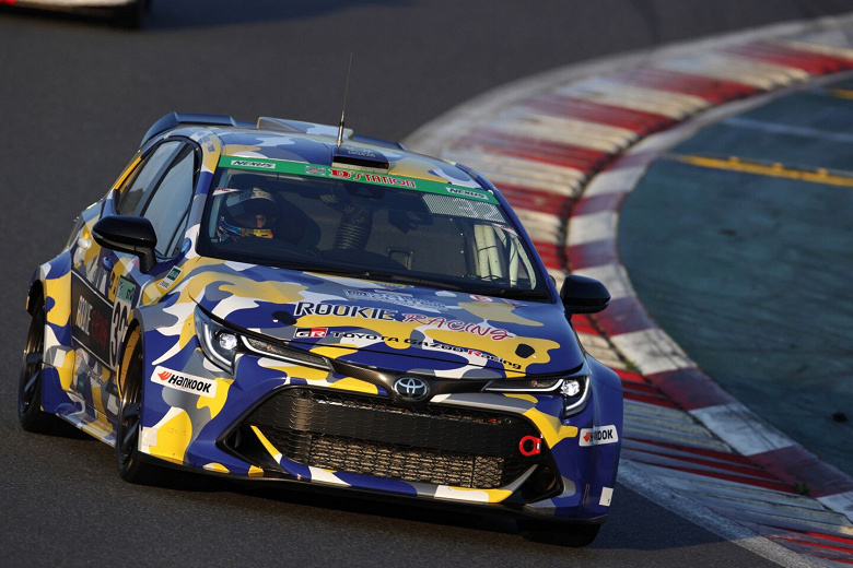 Experimental Toyota Corolla with hydrogen internal combustion engine successfully completed 24-hour race