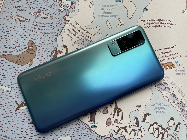 Vivo «урезала» цены на смартфоны и наушники в России