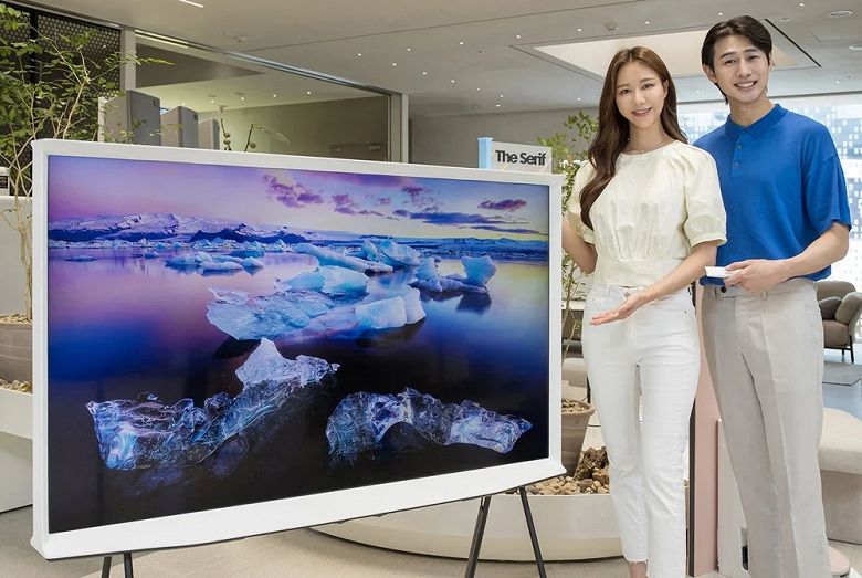 Самый большой интерьерный телевизор Samsung The Serif TV стоимостью 2420 долларов поступил в продажу в Южной Корее