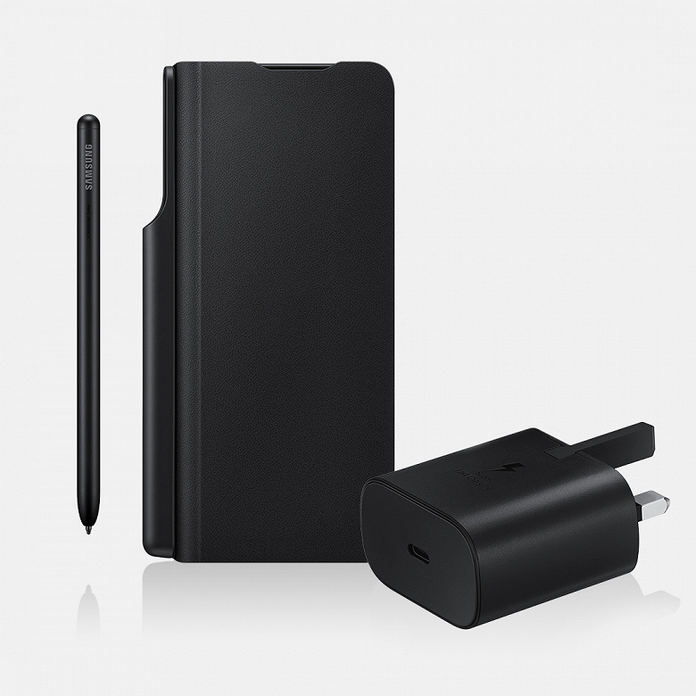 Samsung Galaxy Z Fold3 customers receive € 89 Note Pack with charger, case and stylus Samsung Galaxy Z Fold3 customers receive € 89 Note Pack with charger, case and stylus