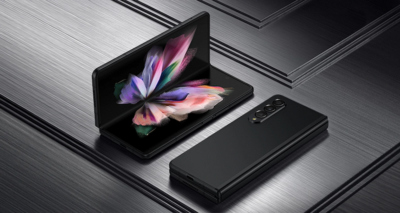 Сюрпризы Samsung Galaxy Z Fold3: теоретически можно использовать три SIM-ки