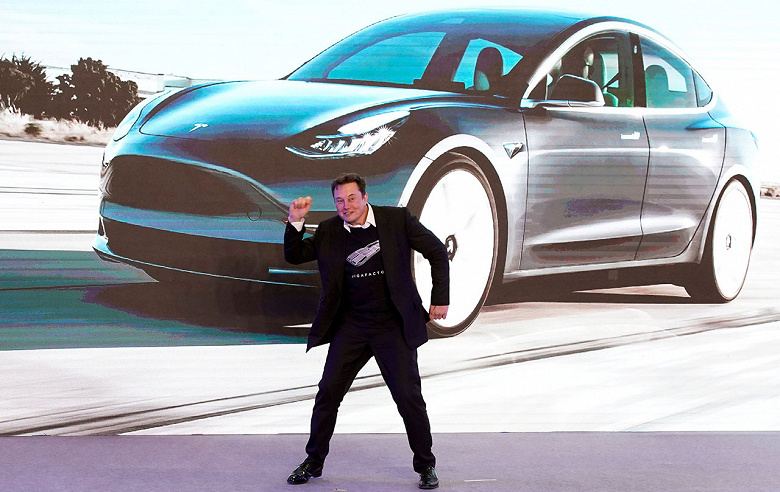 Инженеры Tesla пошли против Илона Маска: глава компании не хотел, чтобы в Tesla Model Y было рулевое колесо
