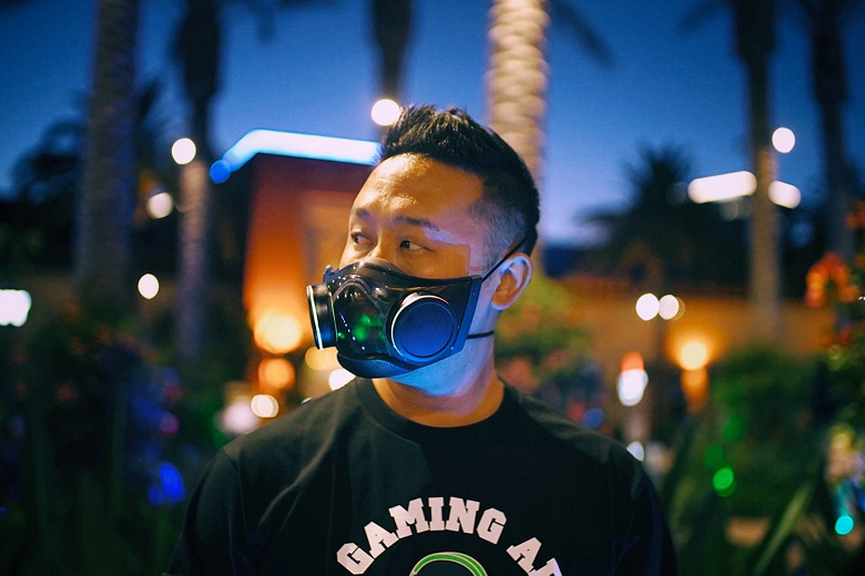 «Самая умная защитная маска в мире» с подсветкой и усилителем голоса обрела имя Razer Zephyr и примерный срок выхода на рынок