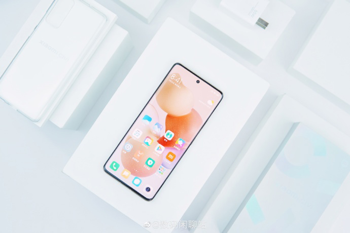 The thinnest and lightest Xiaomi smartphone with a 4500 mAh battery was estimated at $ 435.  All the characteristics and cost of Xiaomi Civi just hours before the announcement