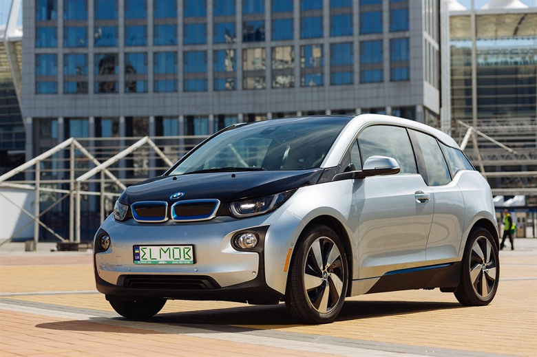 BMW заказала аккумуляторы для электромобилей на 20 миллиардов евро 