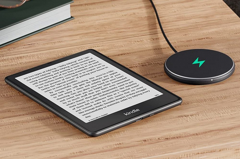 6.8-inch screen, 70 days of battery life and wireless charging.  Amazon unveils new e-books Kindle Paperwhite and Paperwhite Signature Edition