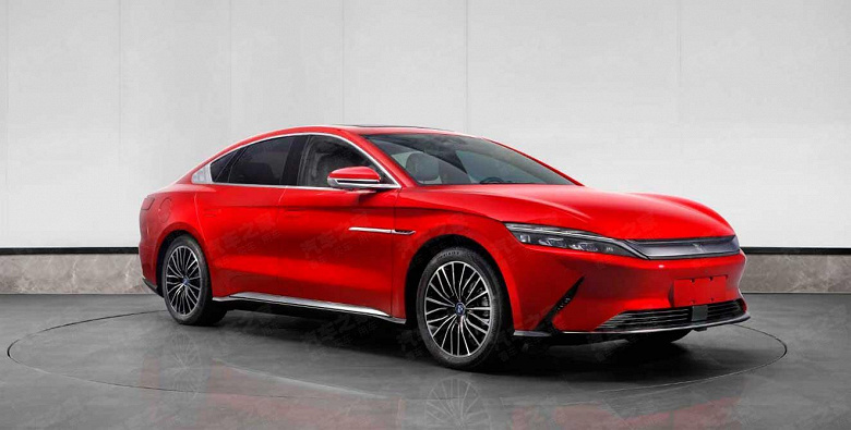 Рекорды не только у Tesla. В сентябре BYD продала более 70 000 автомобилей на «новой энергии»