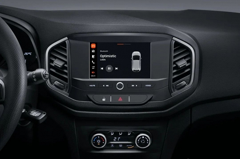 Стартовали продажи Lada XRay и XRay Cross с новой мультимедийной системой EnjoY с поддержкой Apple CarPlay и Android Auto