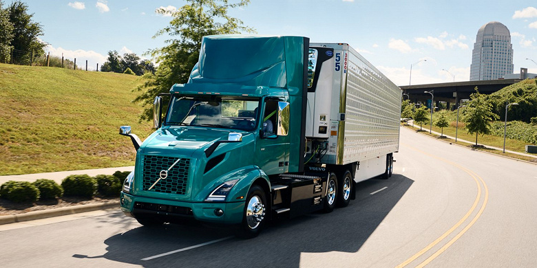 Компания Volvo Trucks представила электрический грузовик VNR Electric второго поколения