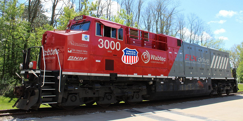 Американская железнодорожная компания Union Pacific заказала десять аккумуляторных электровозов Wabtec FLXDrive