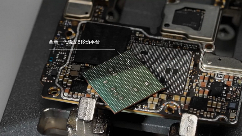 The first official teardown of Xiaomi 12 - compact flagship