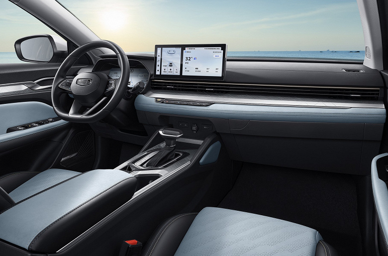 Платформа Volvo BMA, современный дизайн и большие экраны, чуть дороже 1 млн рублей: объявлены цены Geely Emgrand L в Китае