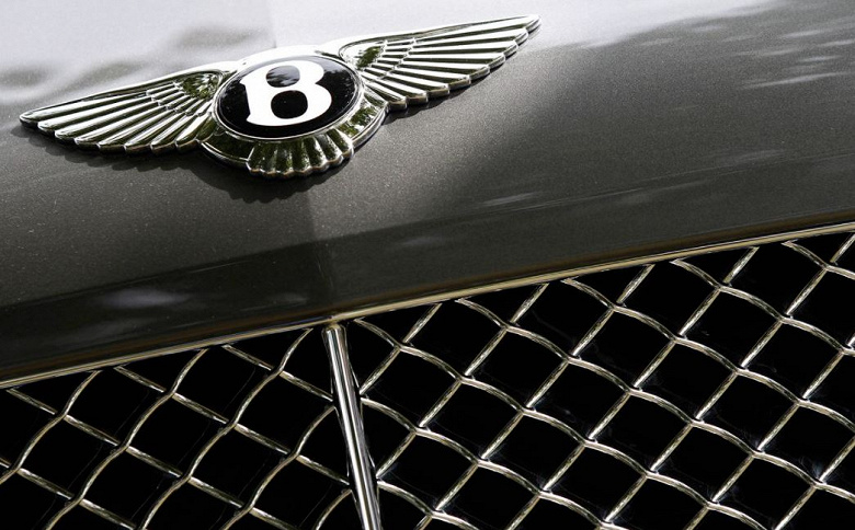 Bentley выпустит первый полностью электрический автомобиль в 2025 году