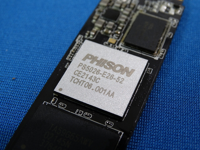 Стали известны подробности о контроллере Phison E26