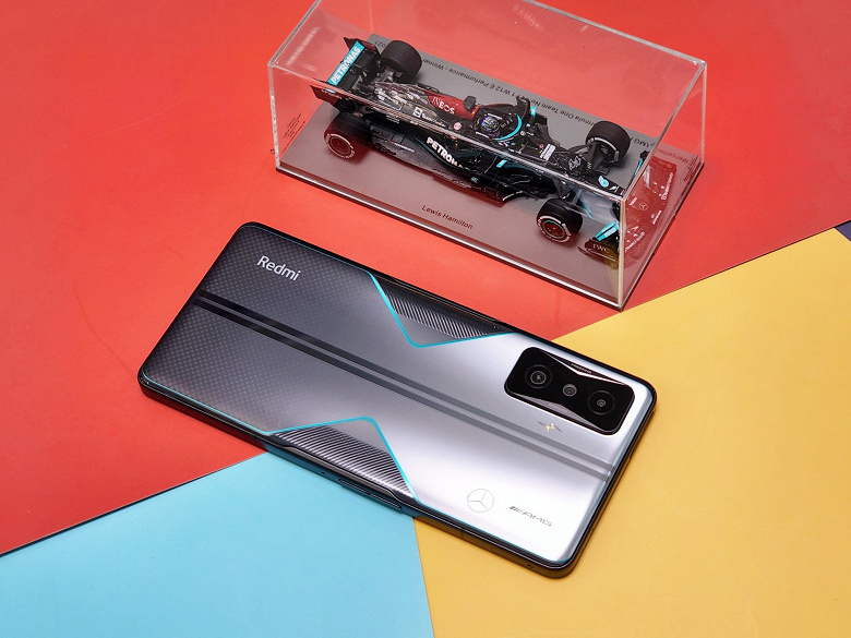 OLED 120Hz, 120W, quad speakers, NFC, 64MP and Snapdragon 8 Gen 1, just over $500. Redmi K50 Gaming Edition goes on sale in China