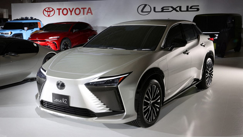 Представлен электрический кроссовер Lexus RZ 450e 2022 на базе Toyota bZ4X, который составит конкуренцию Tesla Model Y