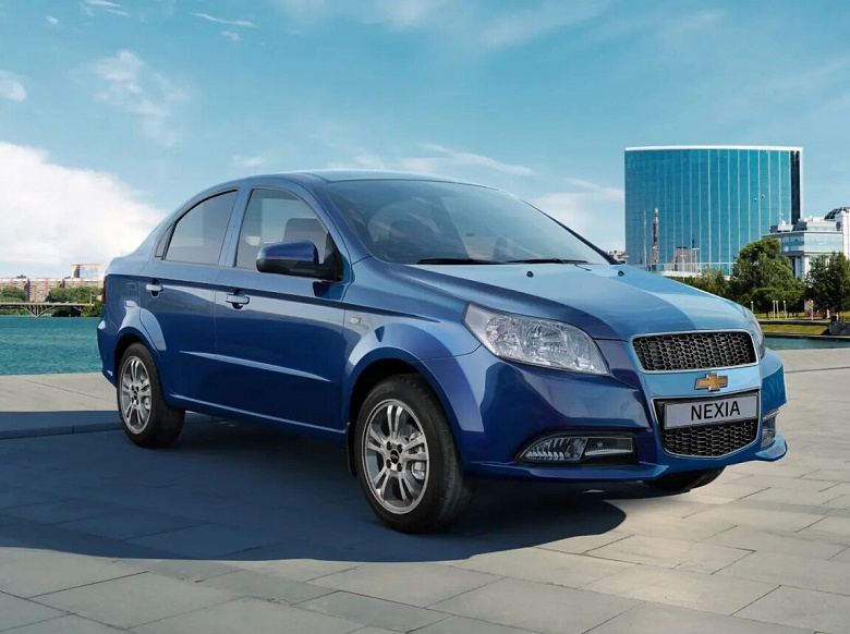 В России начали продавать седан Chevrolet за 1,1 млн рублей. Это аналог Lada Granta, укомплектованный «автоматом»