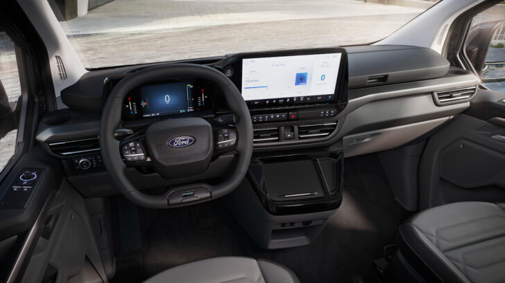 Представлен полностью новый электрический микроавтобус Ford E-Tourneo Custom с аккумулятором от Ford F-150 Lightning