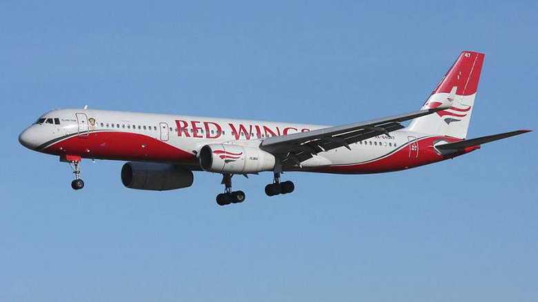 Прощайте, Boeing и Airbus. Red Wings первой среди российских авиакомпаний вновь начнёт эксплуатировать самолёты Ту-204/214