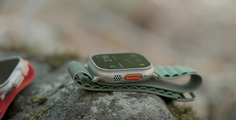 В простом тесте на громкость сирена дорогих часов Apple Watch Ultra уступила обычному свистку за 4 доллара