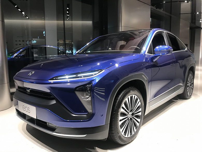 Powerful crossovers are few and far between. In Russia began to offer 544-horsepower Nio ES6 and Nio EC6