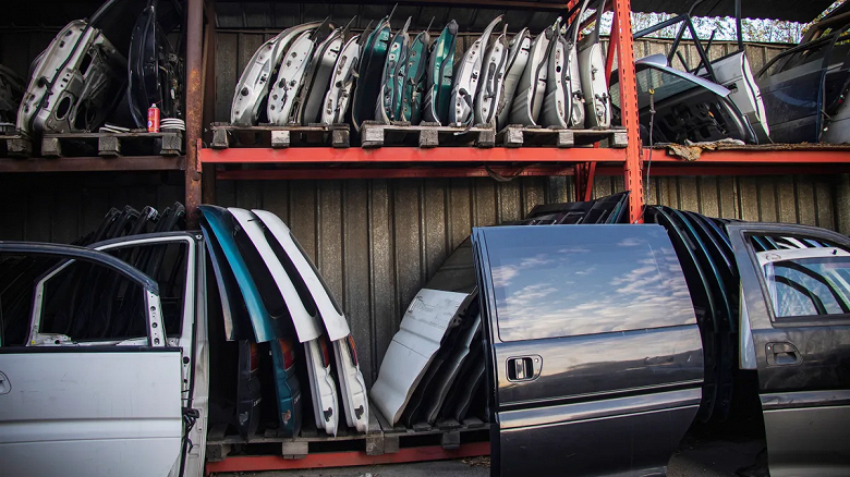 В России хотят использовать б/у запчасти для ремонта по ОСАГО