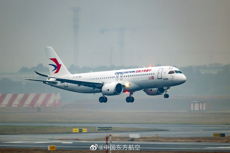 Китайский аналог Boeing 737 и Airbus A320 отправится в 100-часовой испытательный полёт