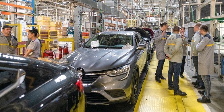 Московский завод Renault возобновил производство спустя 3 недели простоя