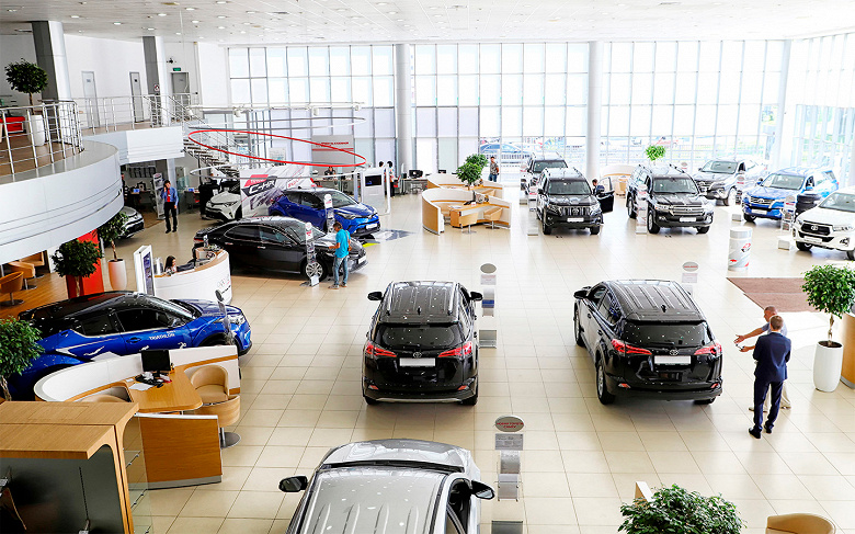 32 компании подняли цены на автомобили в России