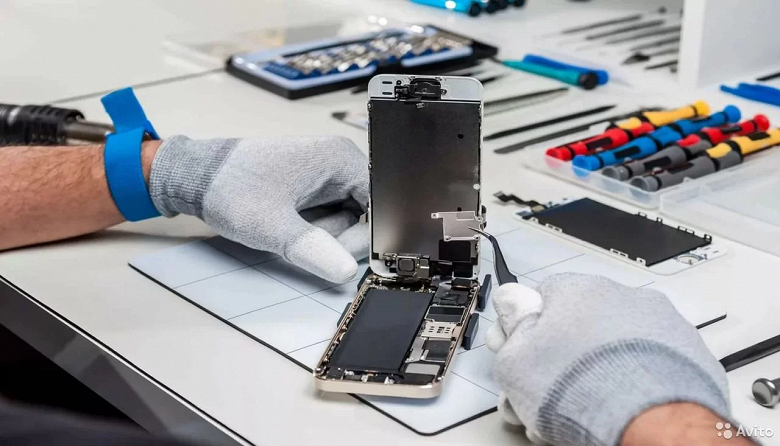 Russians rushed to repair iPhone, iPad and MacBook – almost twice as active