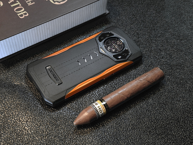 Неубиваемый смартфон с двумя экранами, IP69K, NFC, беспроводной зарядкой и Android 12 с большой скидкой. Doogee S98 выйдет 28 марта