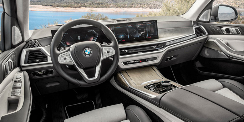 New BMW X7 unveiled