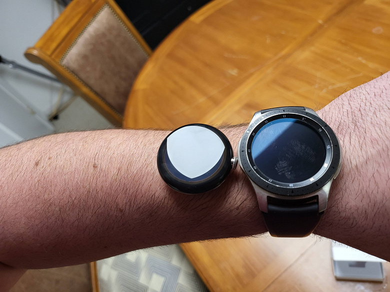 Google Pixel Watch могут получиться технической копией Galaxy Watch