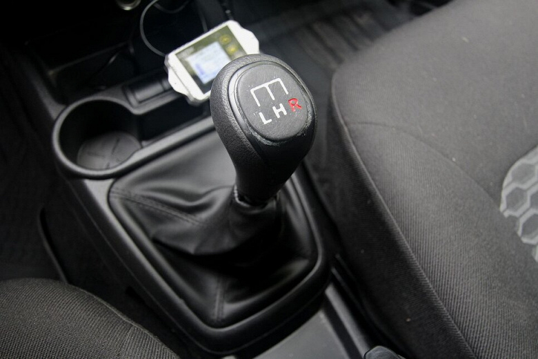 Таким будет мелкосерийный российский электромобиль на базе Lada Granta. Все подробности о проекте Nemo из Нижнего Новгорода, который имеет кое-что общее с Nissan Leaf