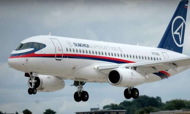 Эксплуатация импортозамещённого самолёта SSJ 100 New с российским двигателем начнётся не раньше, чем в конце 2023 года