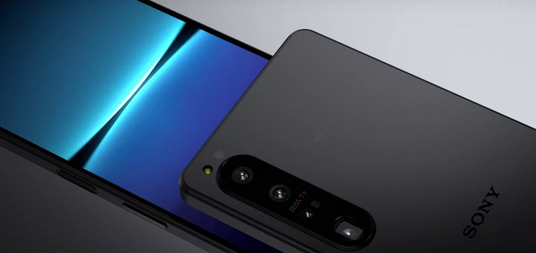 The latest flagship Sony Xperia 1 IV was shown live immediately after the announcement