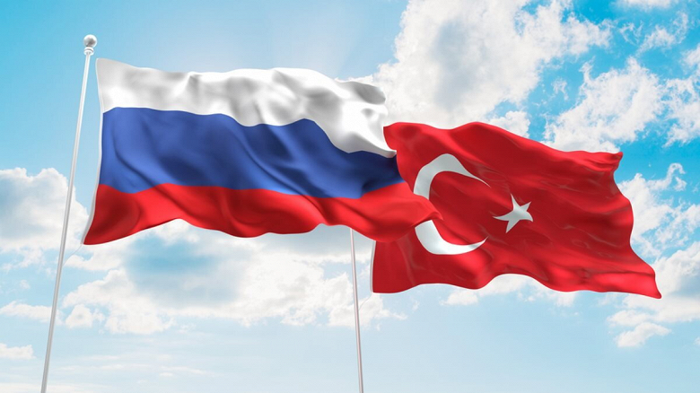 У России не хватает самолётов, да и те могут арестовать: Турции разрешили взять на себя две трети перелётов в Россию