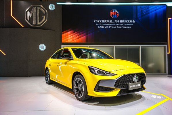 Lada Granta по-китайски. Представлен MG5 2022 со спортивной внешностью, двигателем мощностью 173 л.с., расходом от 5,6 л на 100 км и ценой от 10 150 долларов