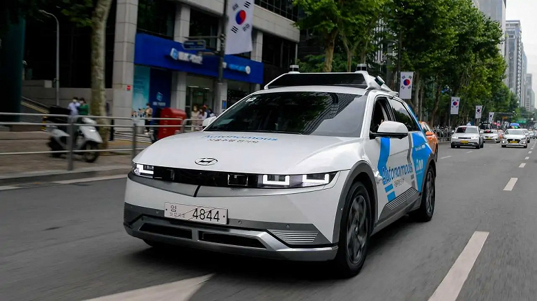 Беспилотники Hyundai 4 уровня автоматизации начали работать в такси