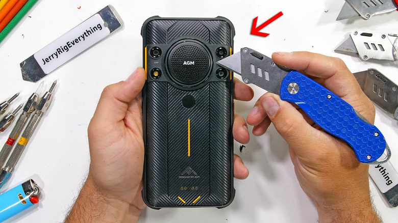 Самый громкий в мире смартфон, который при этом весит 360 г. AGM H5 прошёл испытания на прочность