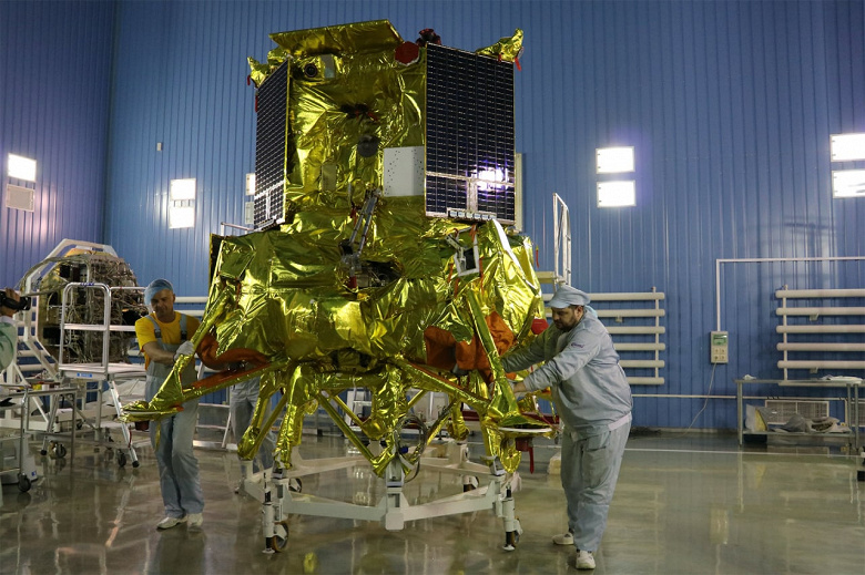 Роскосмос: комплексные испытания станции «Луна-25» начинаются