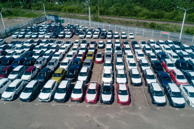 В России обнаружены десятки тысяч новых машин, которые никто не торопится покупать