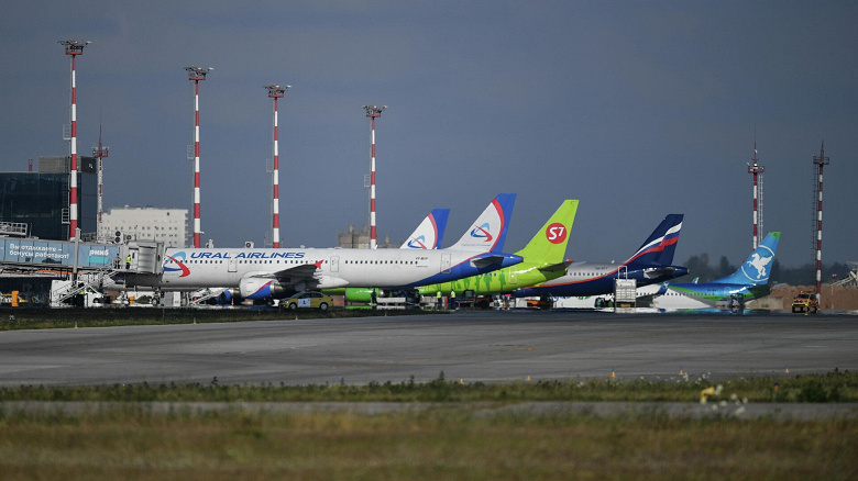 У российских авиакомпаний проблемы при страховании самолётов. Структура ЦБ не хочет покрывать риски, связанные с техобслуживанием лайнеров