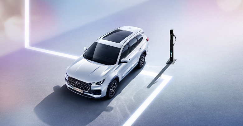 The first hybrid crossover Chery will be released in Russia
