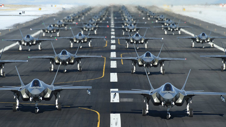 Пентагон заказал 375 истребителей F-35 за 30 миллиардов долларов