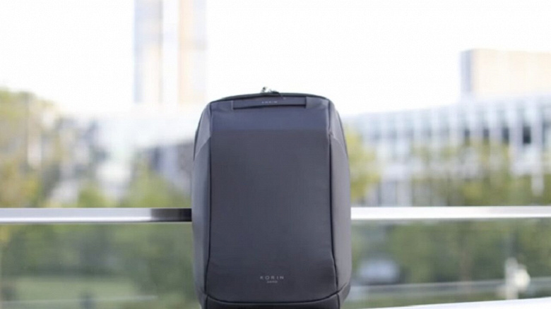 Xiaomi представила рюкзак со встроенным вентилятором. Он охладит спину пользователя и ноутбук