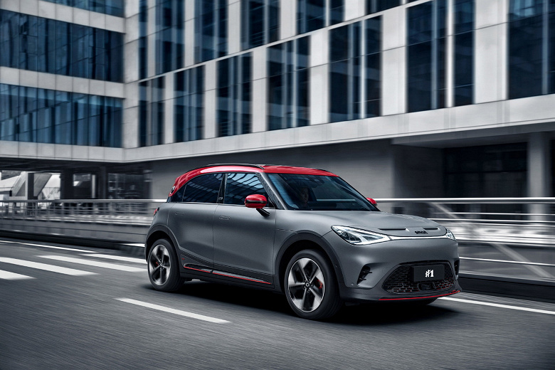 Этот Smart обойдёт многие Porsche. Smart #1 Brabus мощностью 428 л.с. рассекречен до анонса