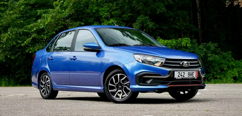 Российский авторынок нащупал дно? Продажи новых машин растут три недели подряд