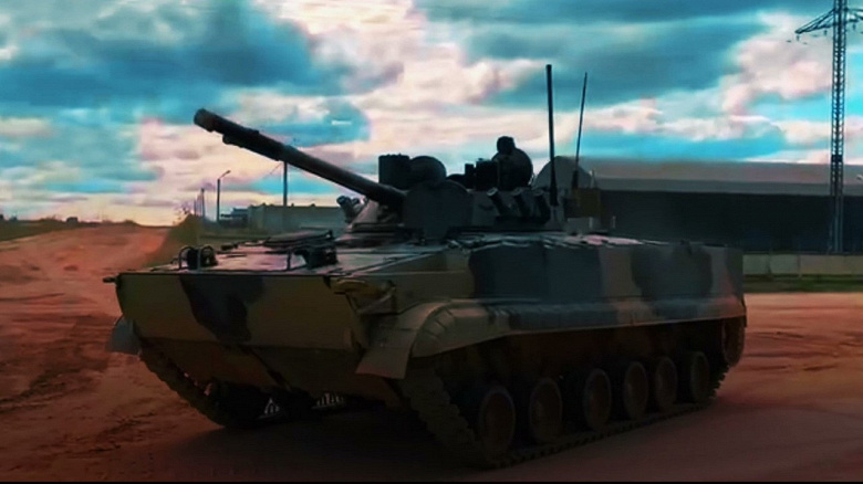 «Ростех» показал боевого робота на базе БМП-3