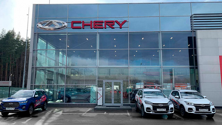 Дилерских центров китайских авто в России уже в 1,5 раза больше, чем российских. Наибольший прирост салонов – у Cherry и Exeed